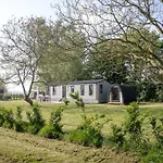 Chalet Farmstay Hof Nieuwerkerk